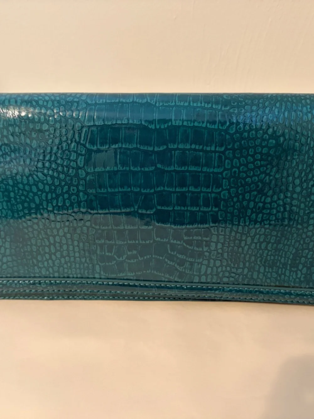 Banana Republic Teal/Peacock Green Crocodile-Embossed Clutch – NWT
